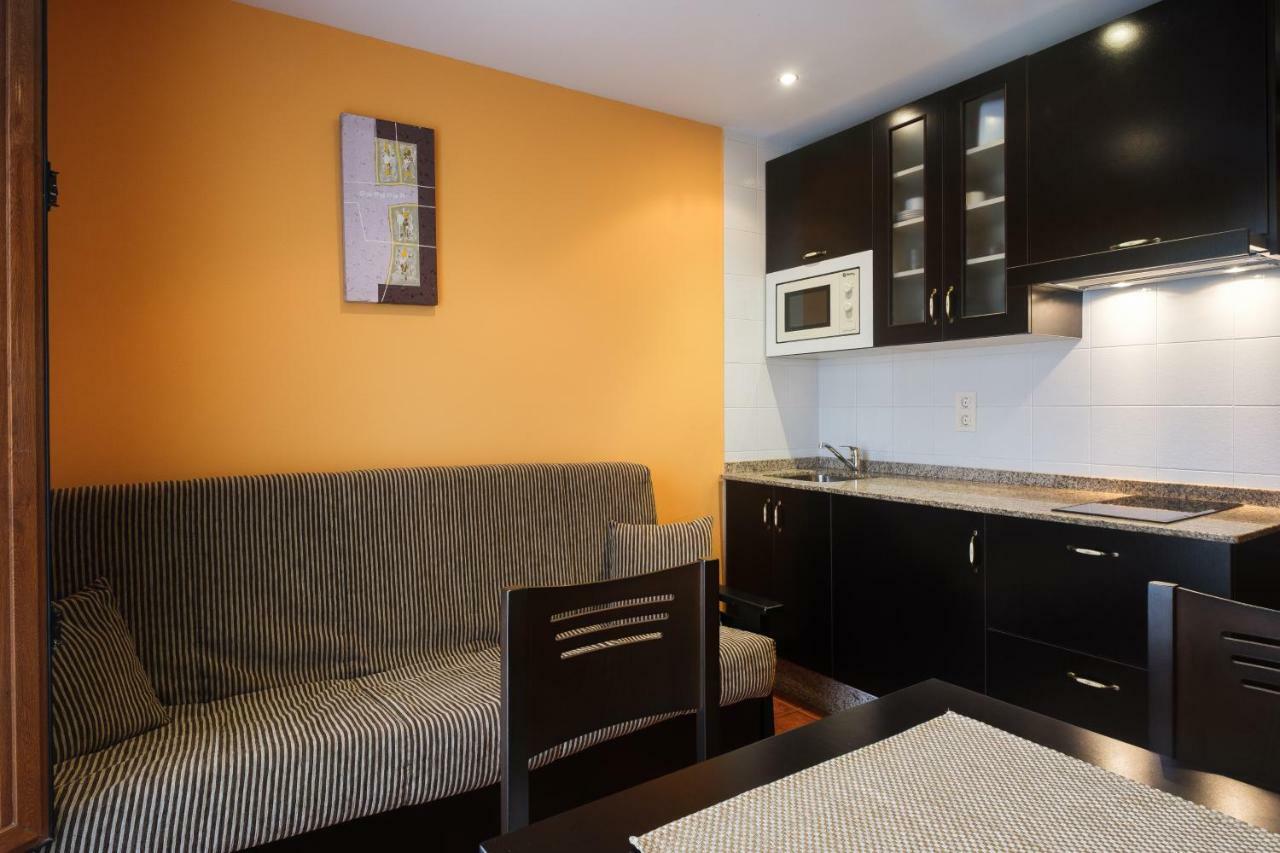 Apartamentos De Herminia Manzaneda  Exterior photo