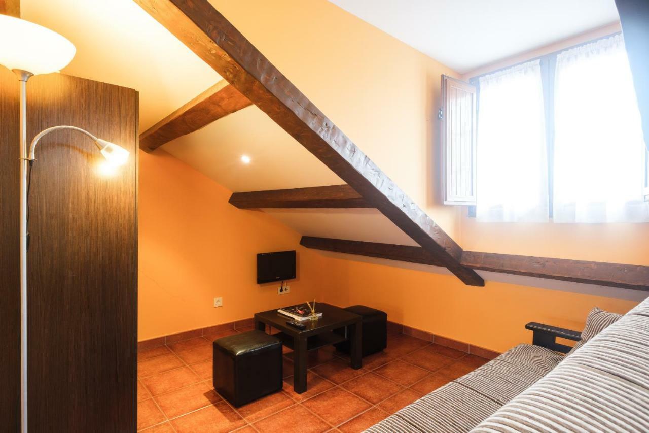 Apartamentos De Herminia Manzaneda  Exterior photo