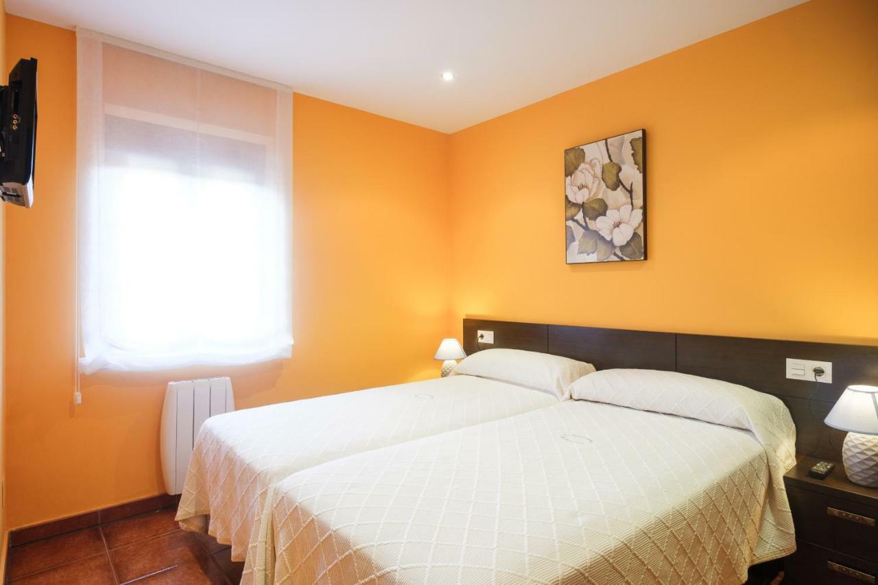 Apartamentos De Herminia Manzaneda  Exterior photo