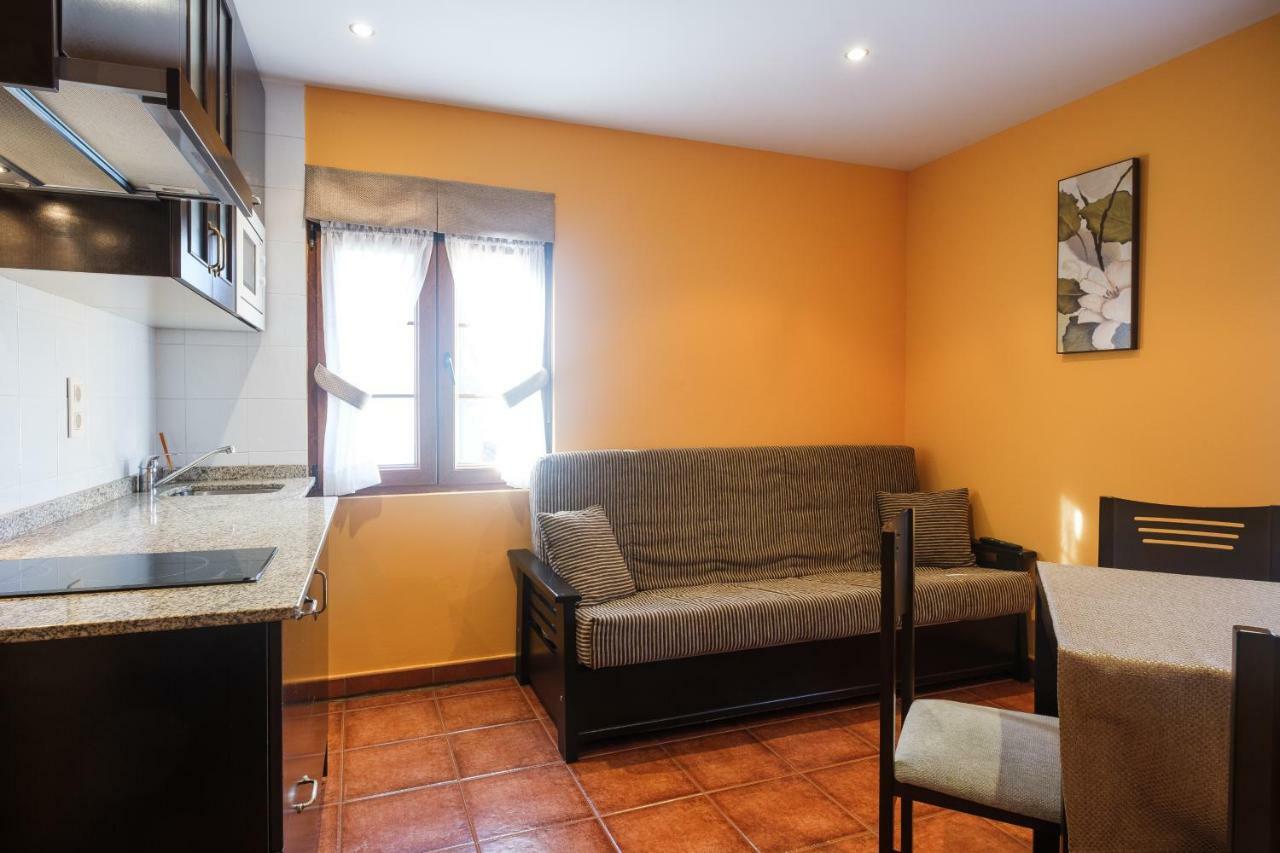 Apartamentos De Herminia Manzaneda  Exterior photo